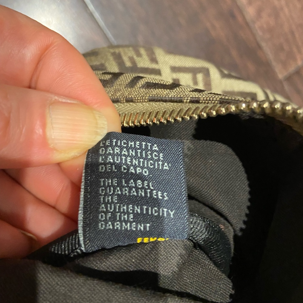 Authentic Fendi bag - Picture 15 of 15